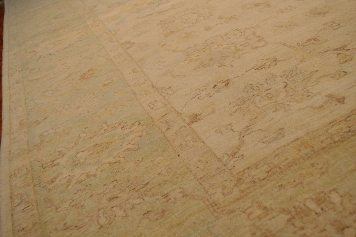 8' 9" x 11' 5" Pakistan Peshawar Rug image 6