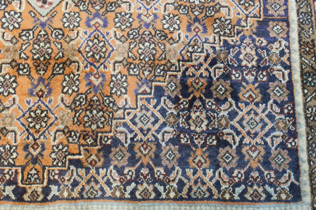 4' 3" x 6' 5" Persian Bijar Rug image 6