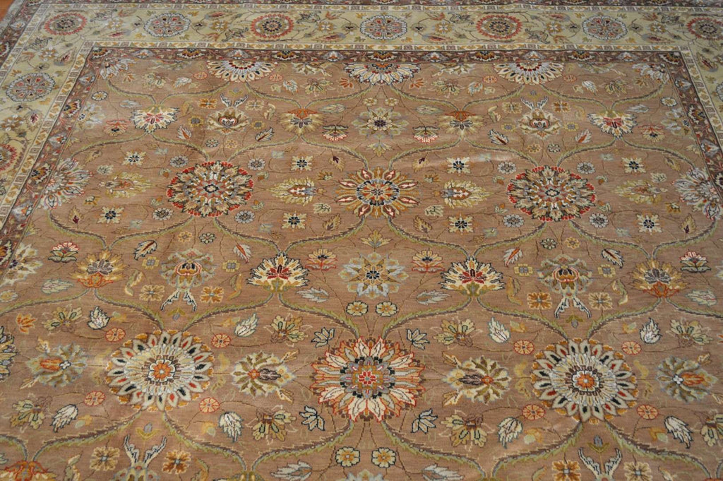 7' 8" x 9' 9" India Agra Rug image 6