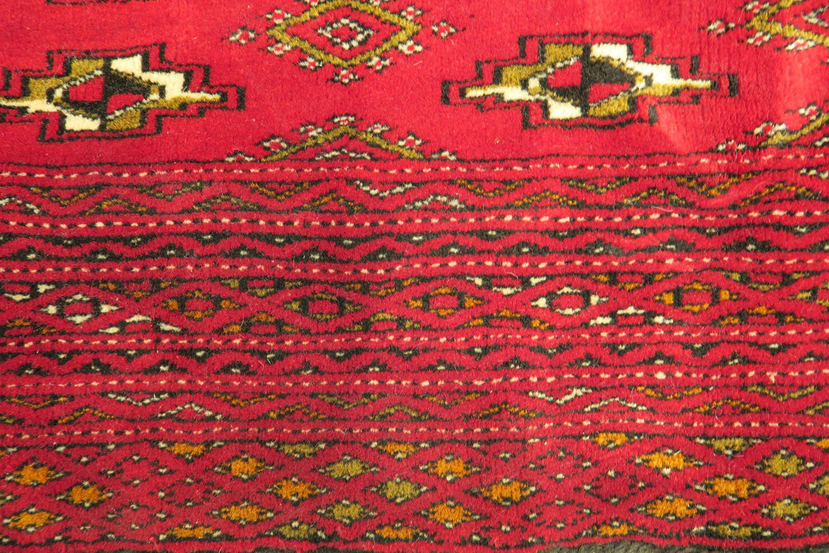 1' 9" x 4' 3" Persian Turkeman Rug image 11