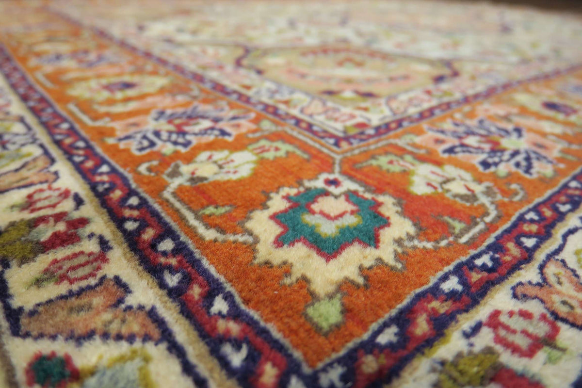 3' 2" x 4' 7" Persian Tabriz Rug image 11