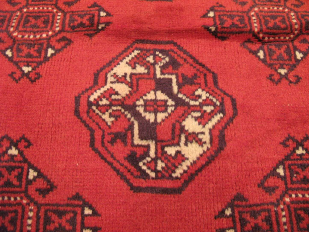 6' 9" x 10' 1" Persian Turkmen Rug image 8