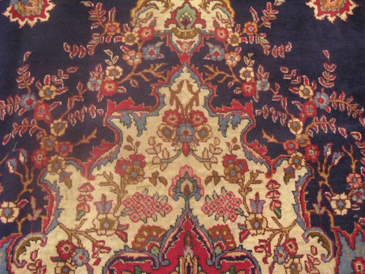 9' 6" x 12' 1" Persian Tabriz Rug image 3