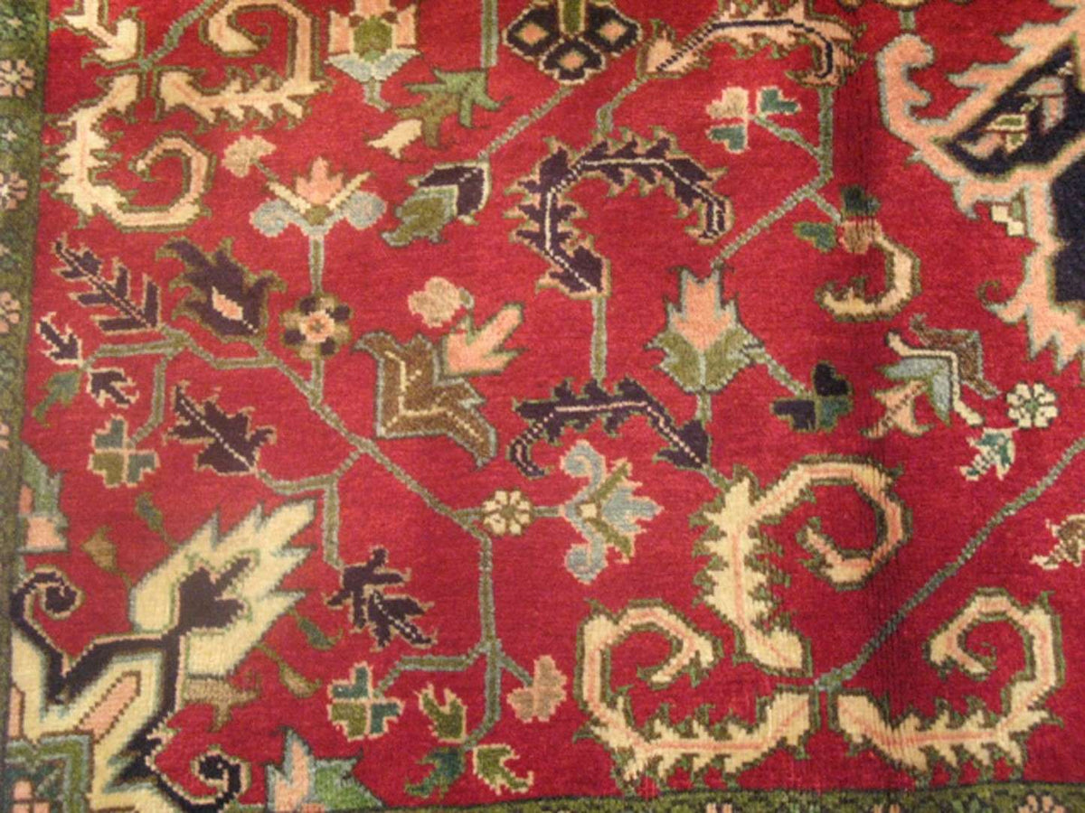 7' 4" x 10' 6" Persian Heriz Rug image 5