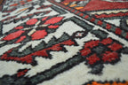4' 1" x 6' 3" Persian Bakhtiari Rug image 9