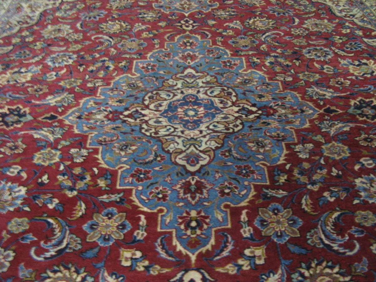 9' 1" x 13' 0" Persian Najafabad Rug image 5