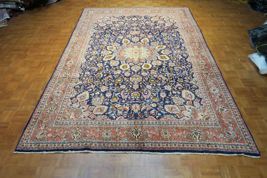 7' 2" x 10' 8" Persian Sarouk Rug image 9
