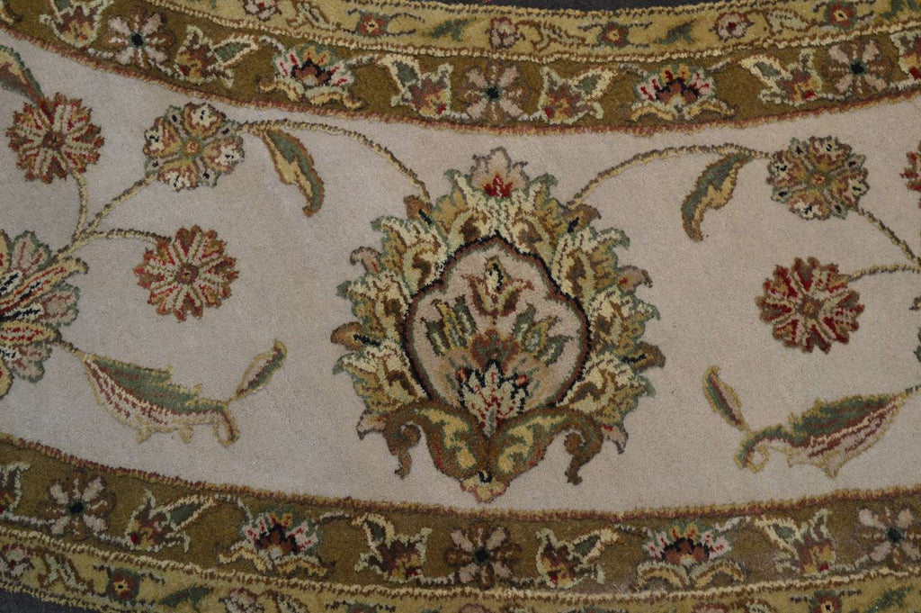 10' 2" x 10' 2" India Jaipur Round Rug image 2