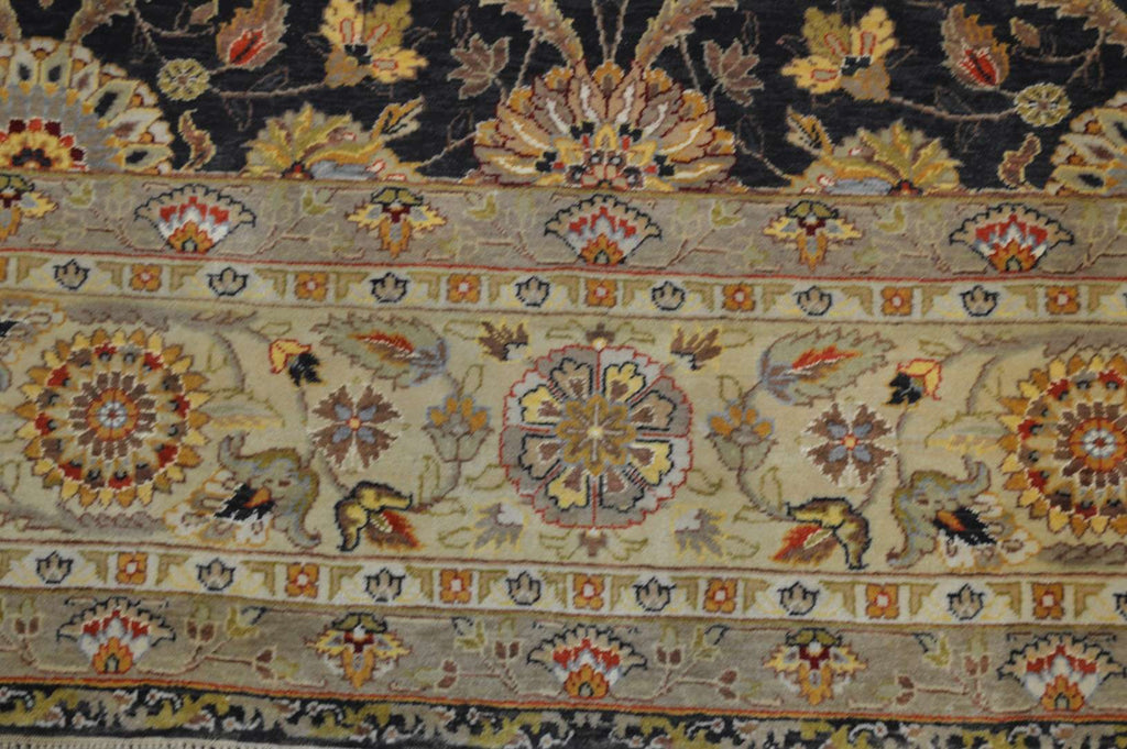 7' 7" x 9' 6" India Agra Rug image 7