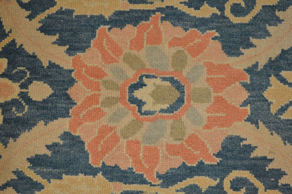 6' 0" x 9' 1" Turkish Oushak Rug image 6