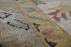 8' 0" x 9' 9" India Mahal Rug image 4