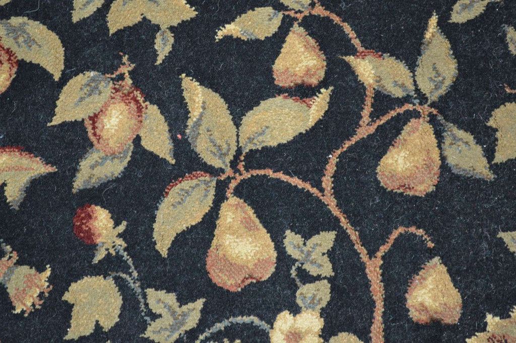 7' 5" x 10' 9" India Contemporary Rug image 6
