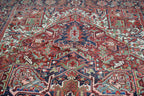 7' 9" x 11' 4" Persian Heriz Rug image 3