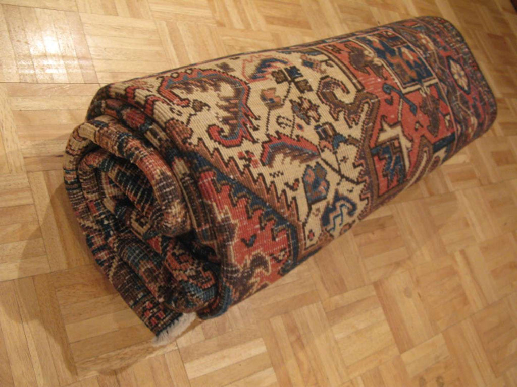 6' 5" x 9' 1" Persian Heriz Rug image 11