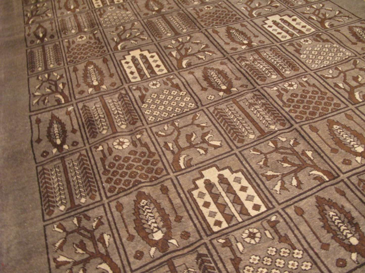 7' 3" x 10' 0" Persian Bakhtiari Rug image 2