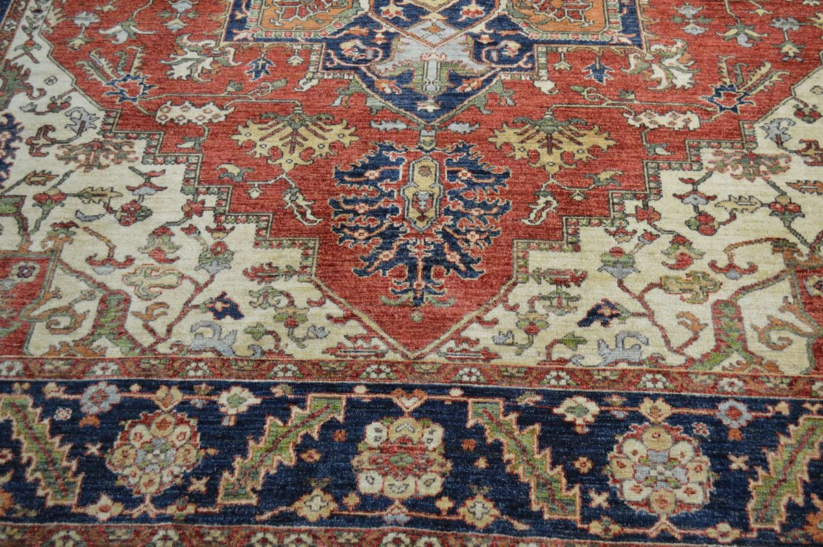 8' 1" x 10' 0" Pakistan Serapi Rug image 2