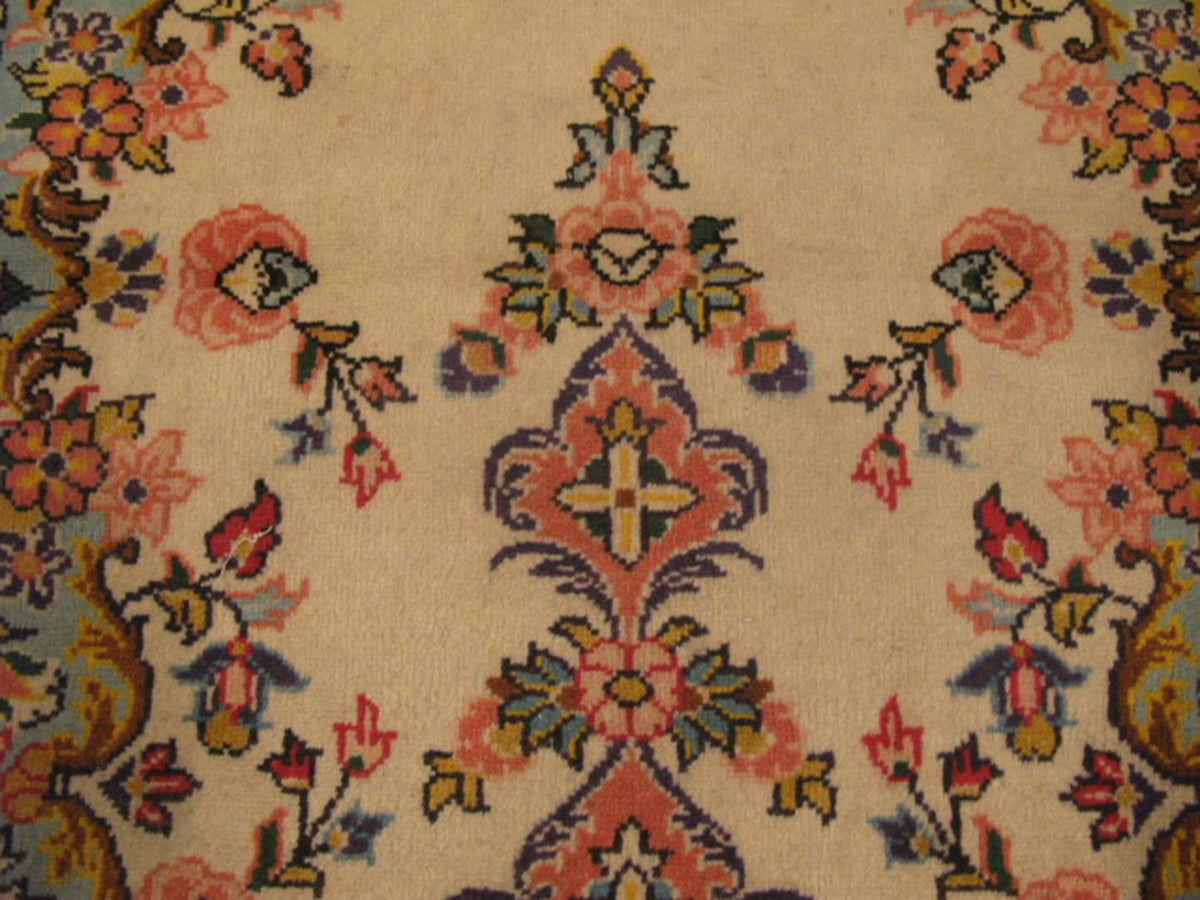 2' 3" x 4' 8" Persian Qum Runner image 5