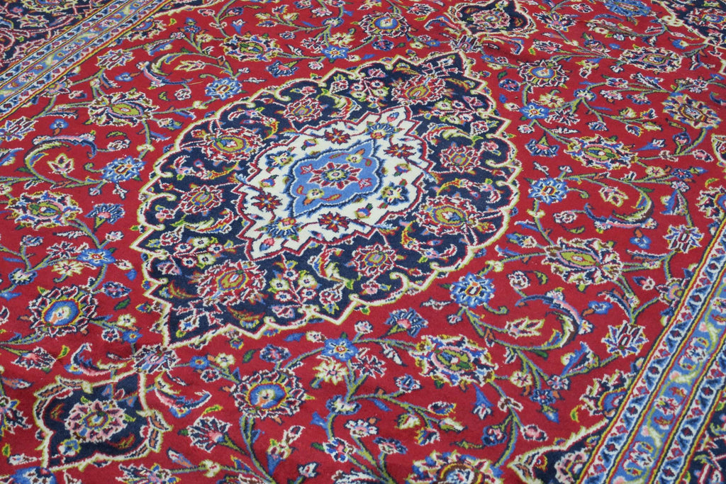 6' 5" x 9' 5" Persian Kashan Rug image 5