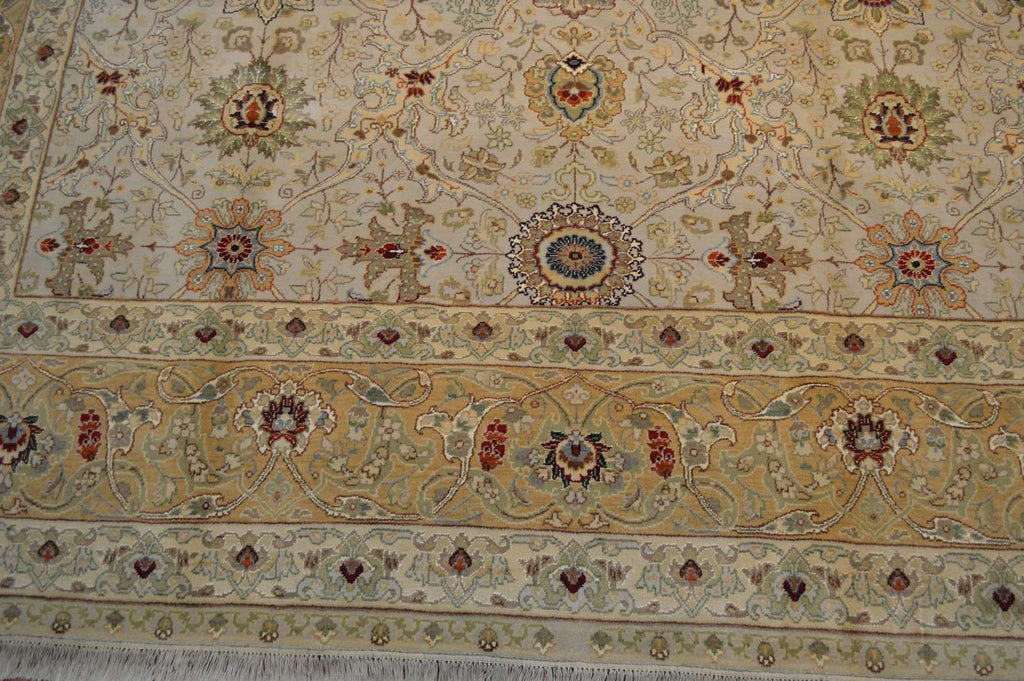 8' 1" x 10' 2" India Agra Rug image 6