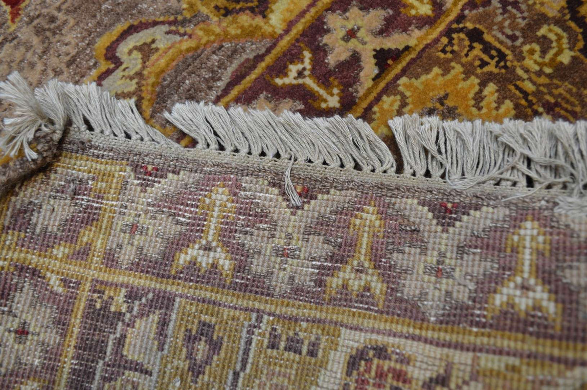 8' 0" x 10' 0" India Sultanabad Rug image 12