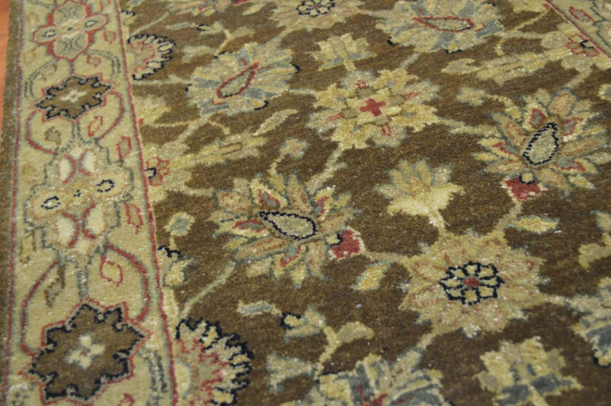 2' 0" x 3' 0" India Peshawar Rug image 11