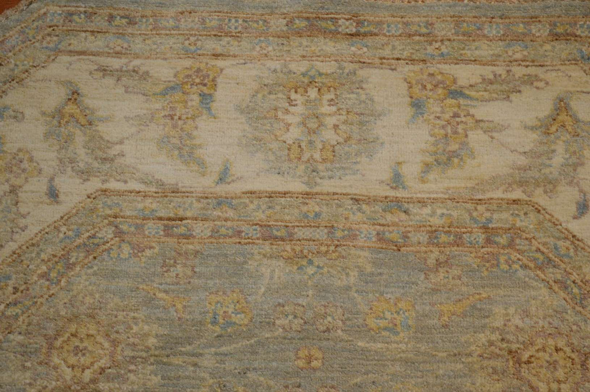 6' 0" x 6' 0" Pakistan Peshawar Octagon Rug image 3