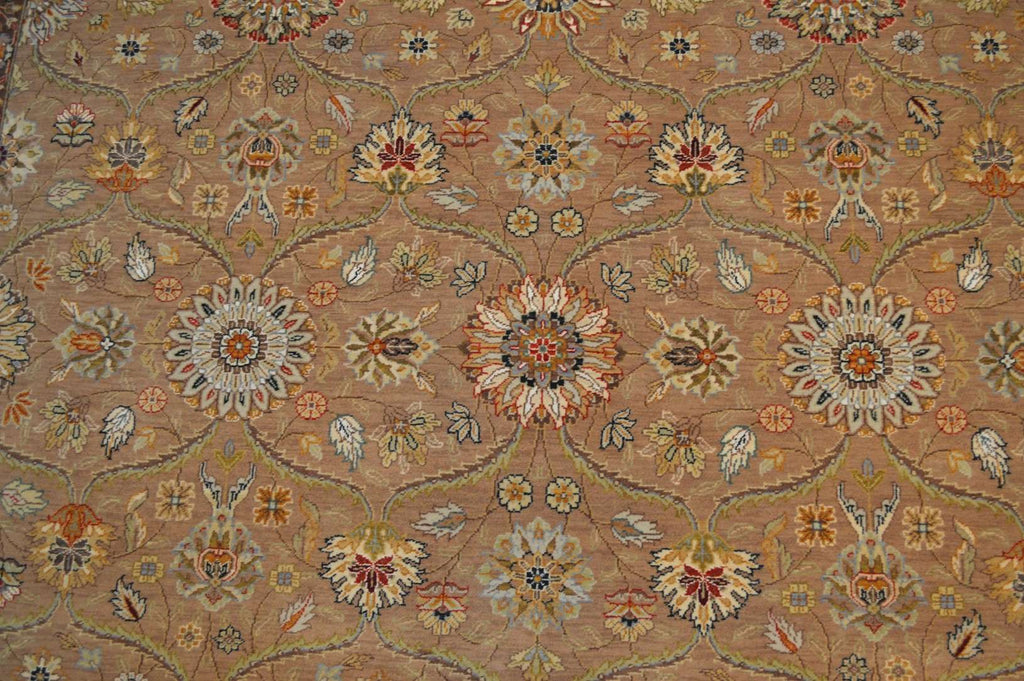 7' 9" x 9' 8" India Agra Rug image 5