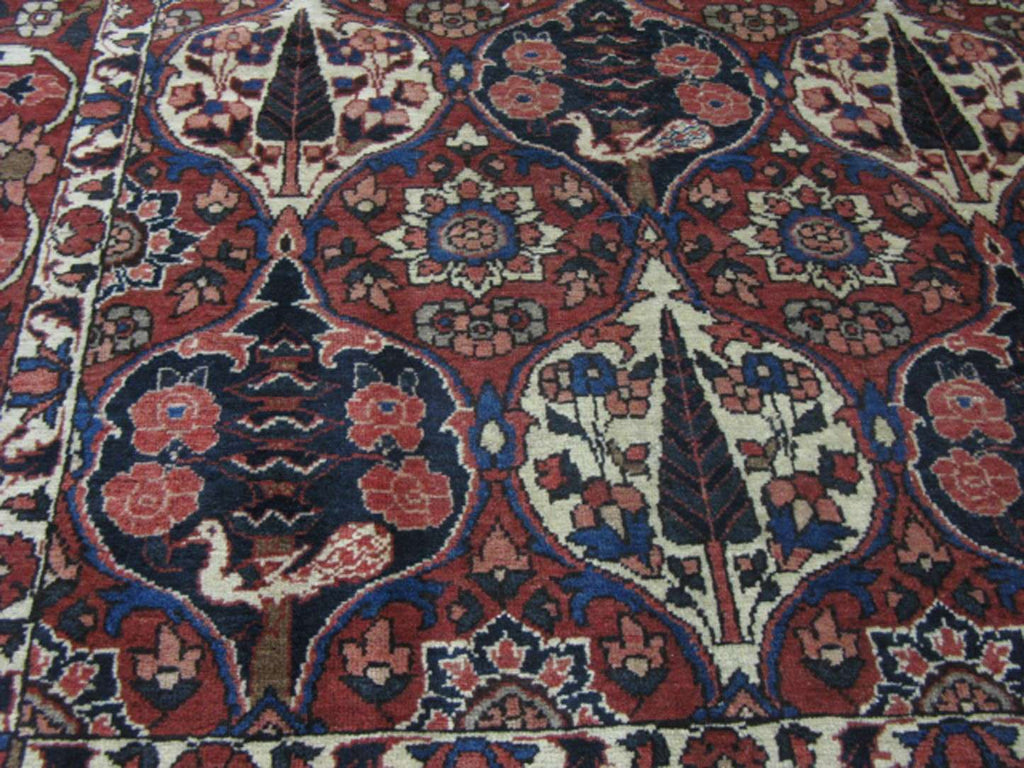 7' 0" x 10' 4" Persian Bakhtiari Rug image 5