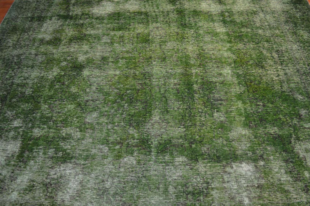 8' 8" x 10' 4" Pakistan Vintage Rug image 9
