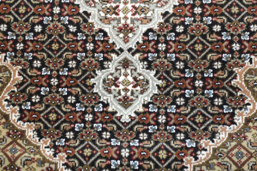 3' 1" x 5' 1" India Bijar Rug image 3