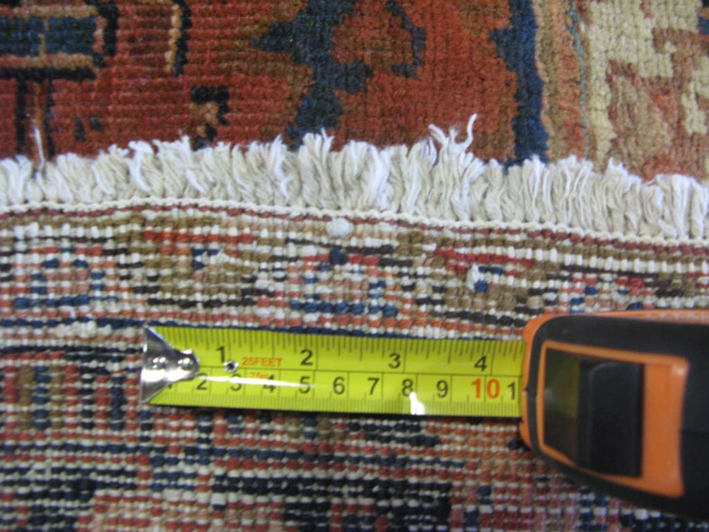 9' 6" x 12' 1" Persian Heriz Rug image 12