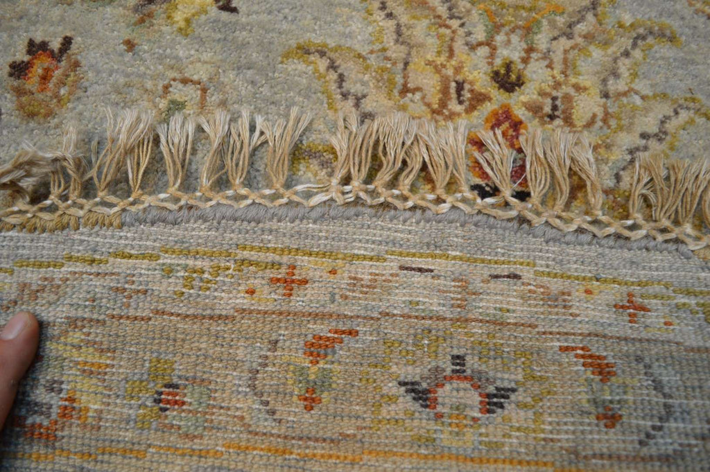 7' 8" x 8' 0" India Sultanabad Round Rug image 12