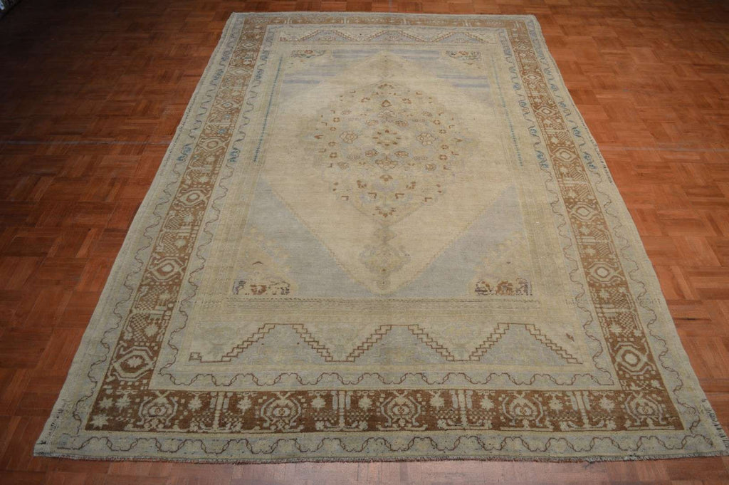 5' 8" x 9' 3" Turkish Oushak Rug image 10