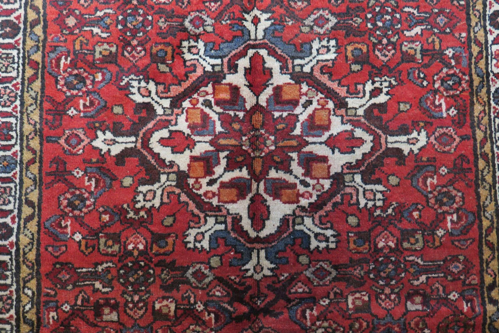 3' 6" x 4' 10" Persian Hamadan Rug image 4