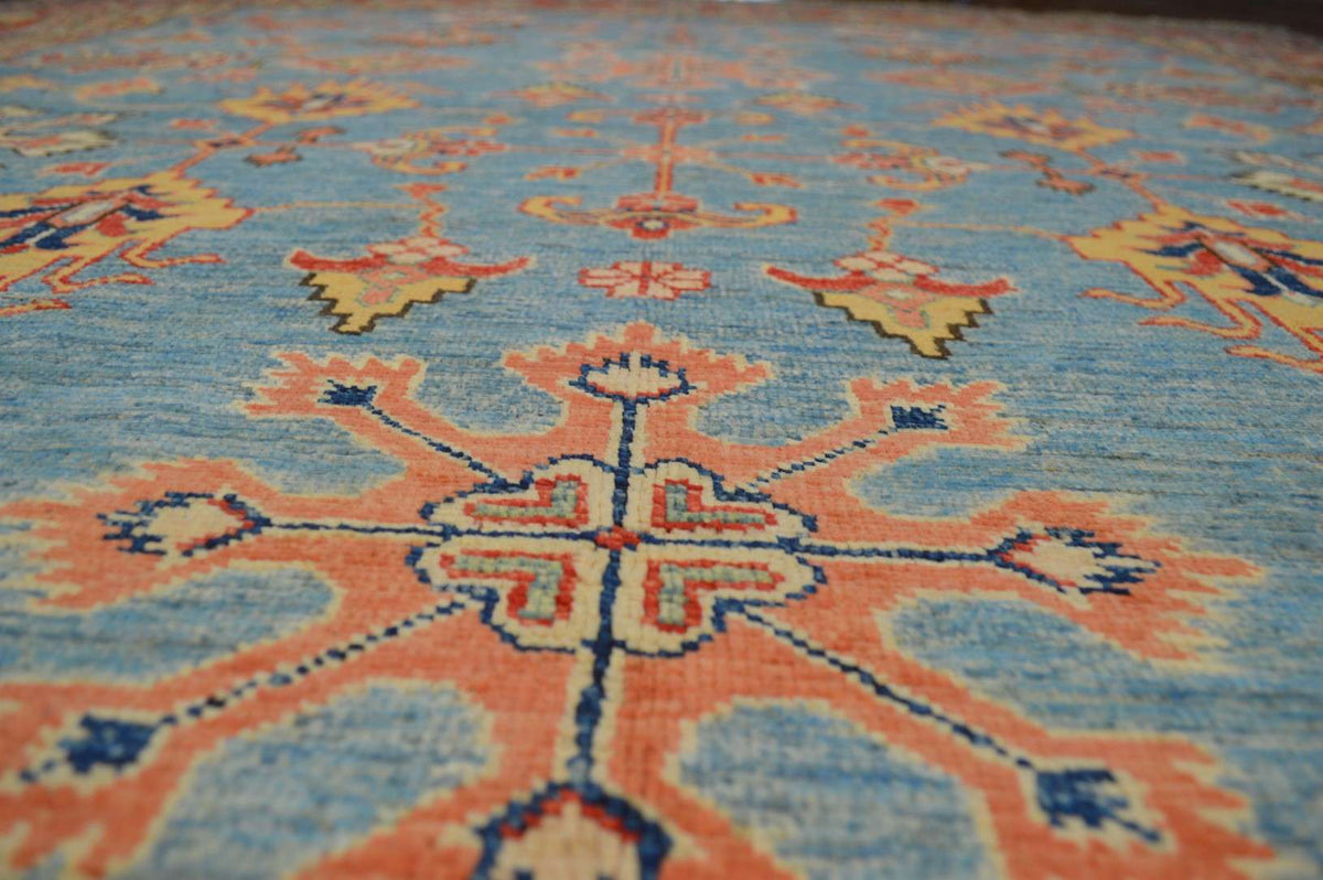 7' 8" x 10' 4" Pakistan Kazak Rug image 8