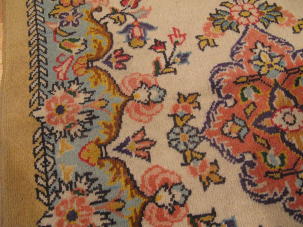 2' 3" x 4' 8" Persian Qum Runner image 8