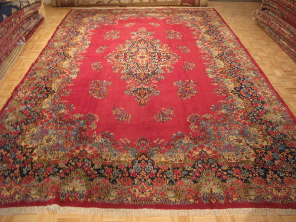 9' 1" x 16' 7" Vintage Lavar Rug image 1