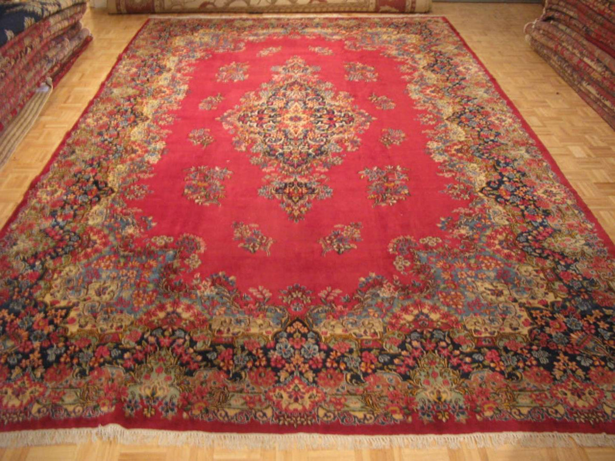 9' 1" x 16' 7" Persian Lavar Rug image 1