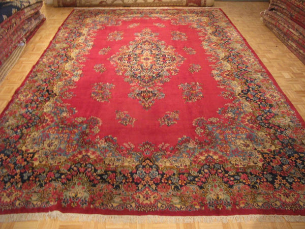 9' 1" x 16' 7" Persian Lavar Rug image 1