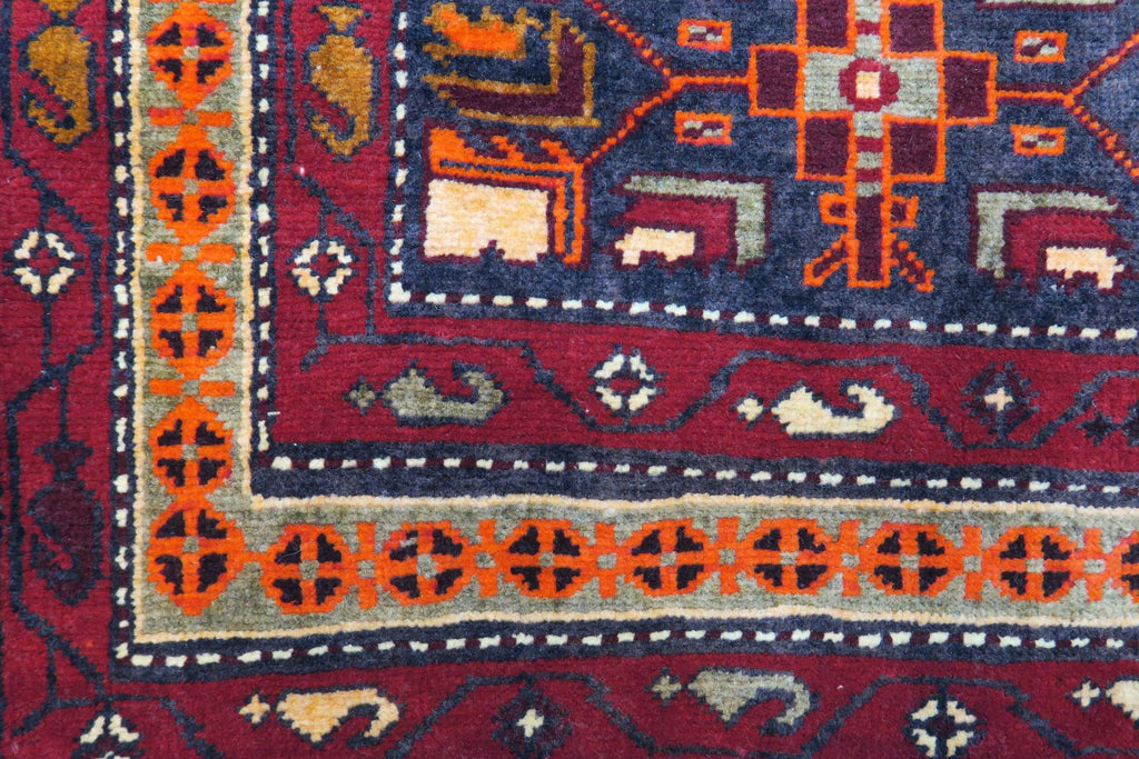 3' 5" x 5' 1" Vintage Meshkin Rug image 4