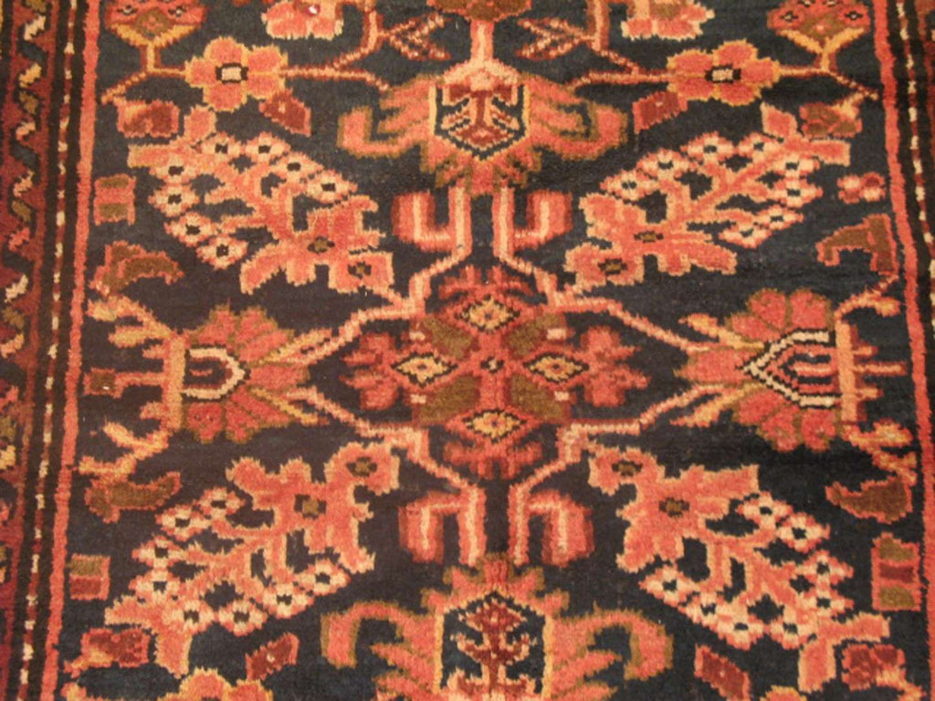 3' 7" x 9' 7" Persian Bakhtiari Runner image 3