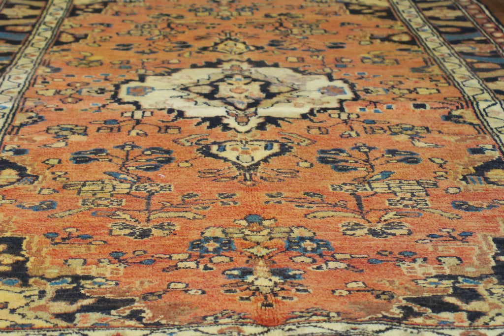 3' 3" x 6' 9" Persian Hamadan Rug image 4