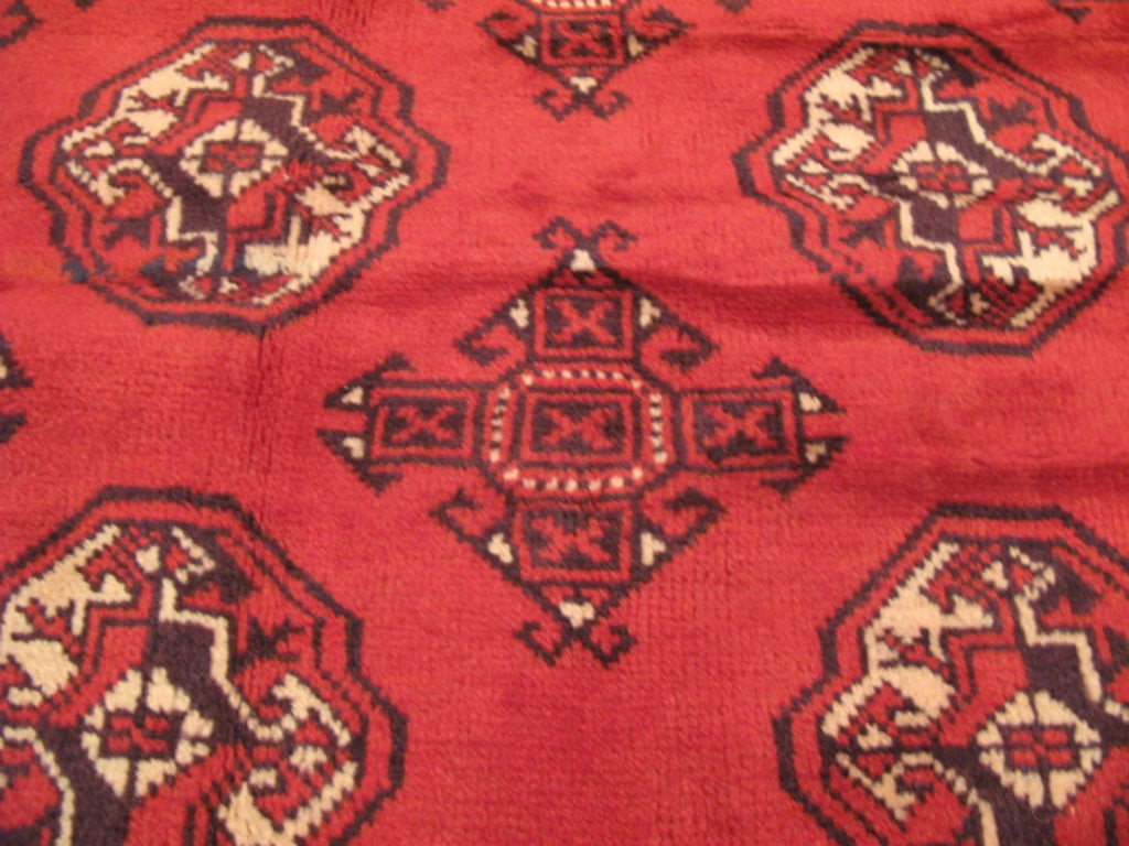 6' 9" x 10' 1" Persian Turkmen Rug image 4