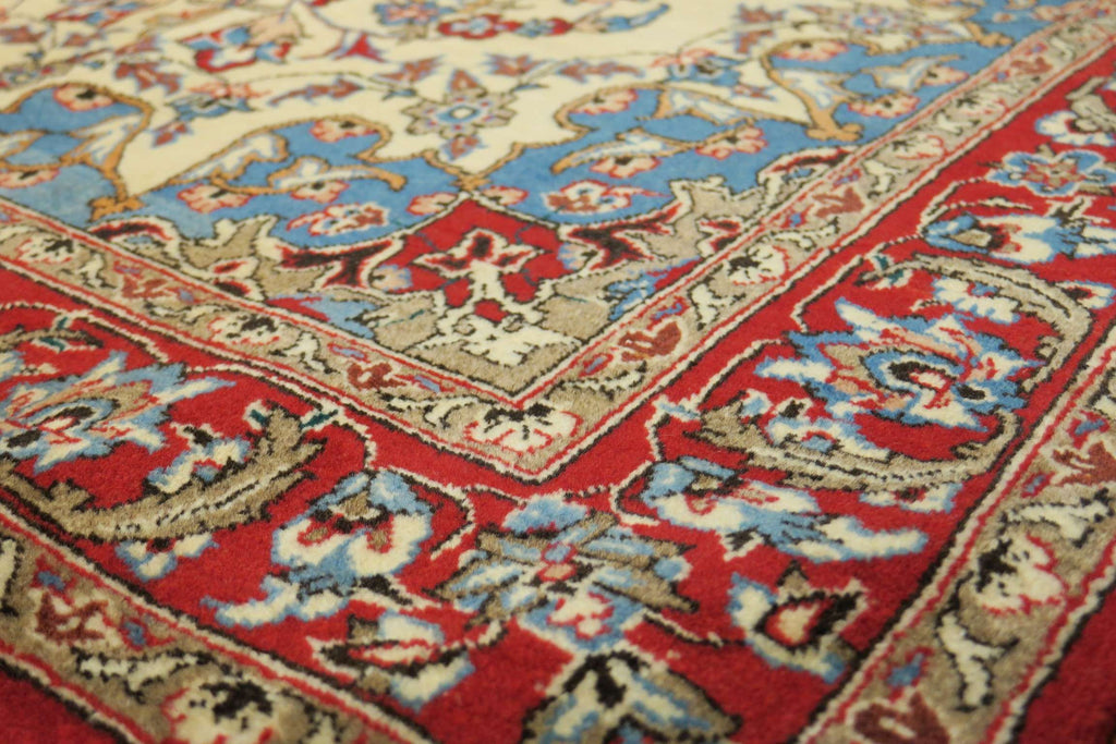 3' 6" x 5' 6" Persian Najafabad Rug image 3