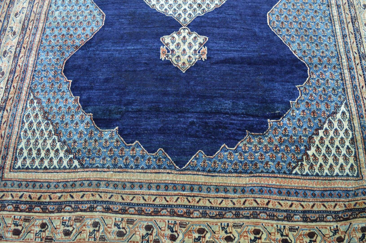 7' 3" x 10' 3" Persian Arak Rug image 3