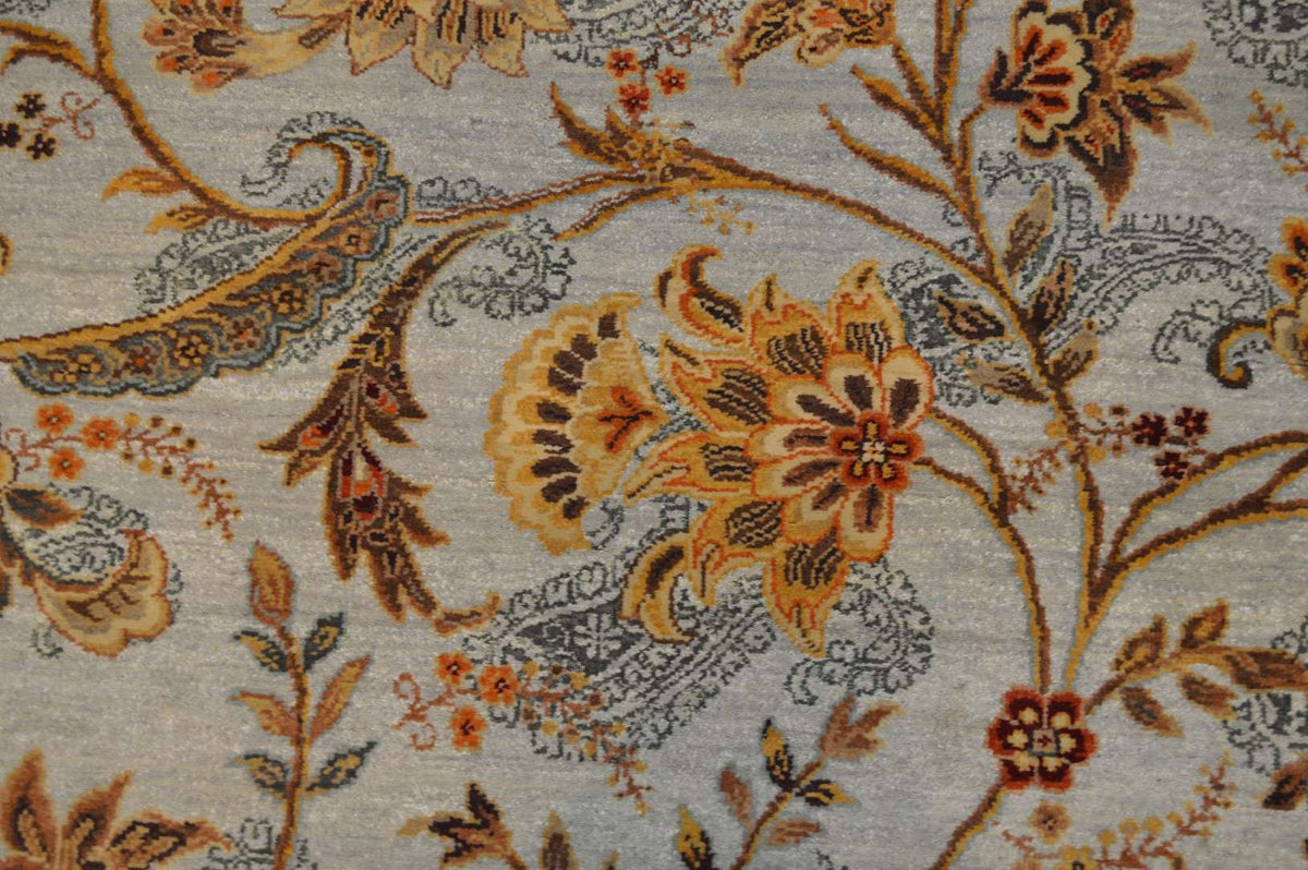 8' 0" x 10' 0" India Sultanabad Rug image 4