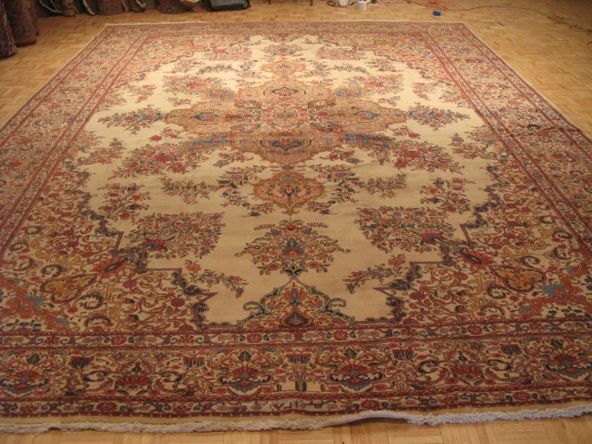 12' 0" x 16' 7" Persian Tabatabaei Rug image 1