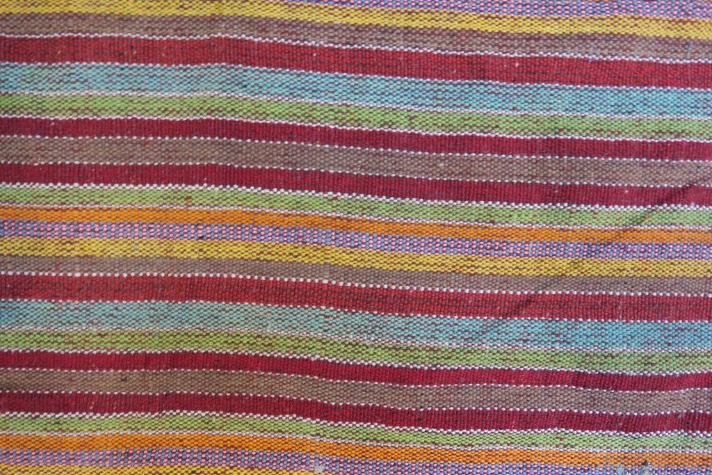 4' 10" x 7' 0" Persian Hamadan Rug image 6