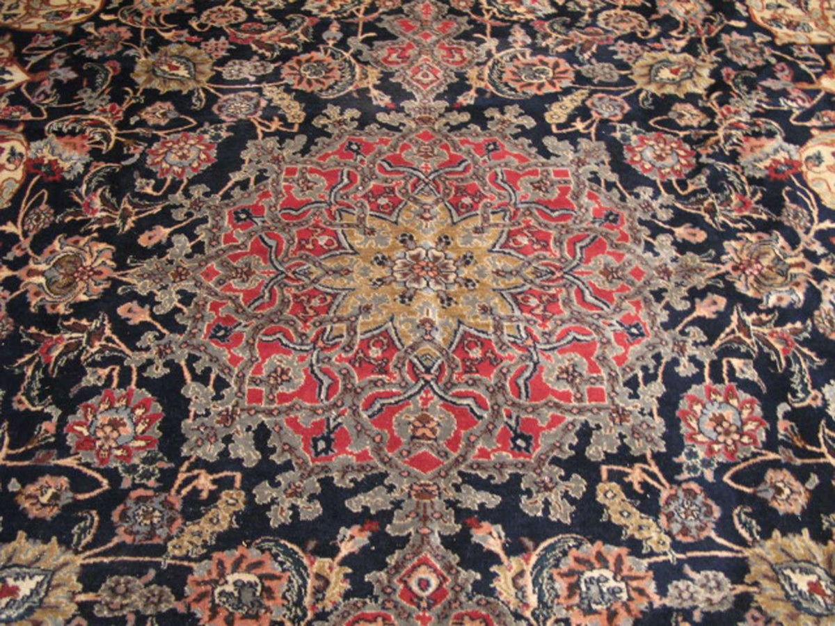10' 0" x 12' 6" Persian Mashhad Rug image 6