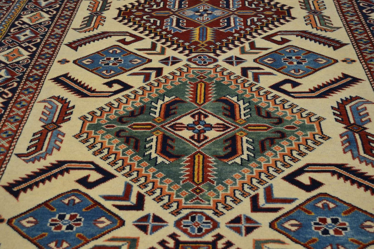 4' 3" x 5' 8" Pakistan Shirvan Rug image 7